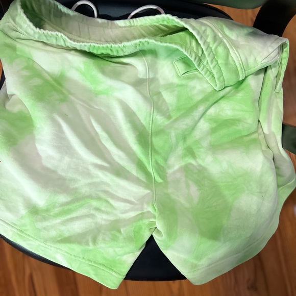 Nike Green Tie-Dye Pants - Picture 3 of 4